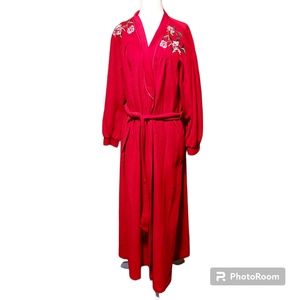 Vandemere Robe Pink Floral Vtg Sleepwear Lounge. Dimensions pit-pit 21.5…